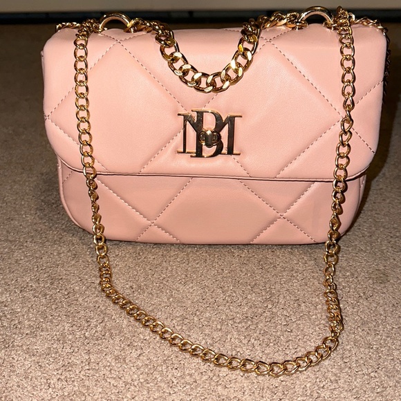 Badgley Mischka Handbags - BADGLEY MISCHKA NWOT Quilted Crossbody